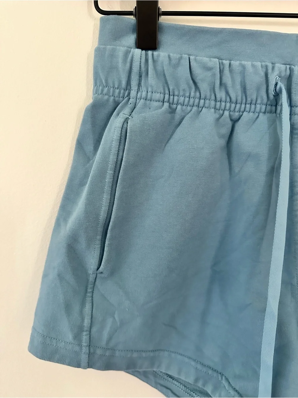 Lululemon High Waist Soft Casual Drawstring Shorts in Light Gray Blue W Pockets